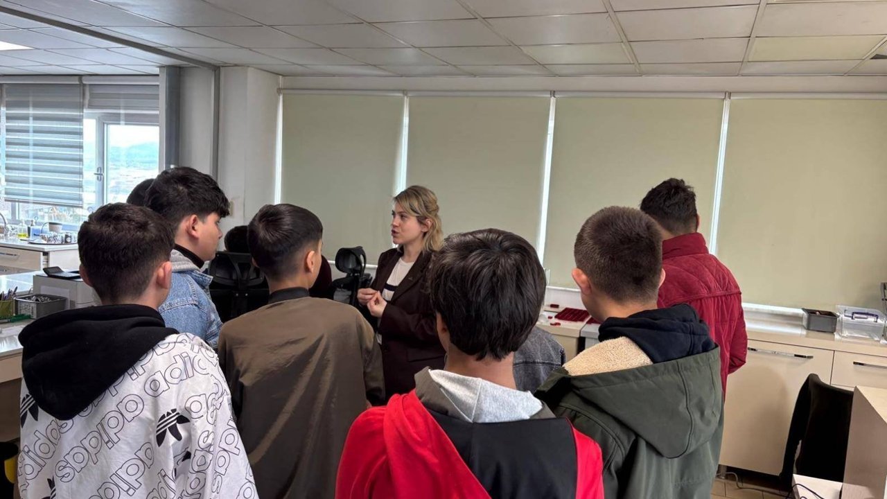 Çocuklar, Ahlatcı Metal Rafinerisi’ni ziyaret etti