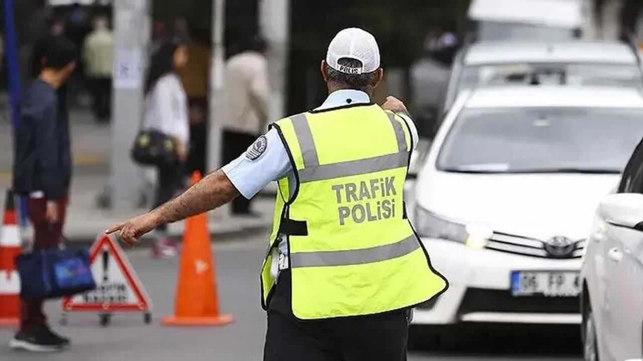 Trafikte hız kuralları sil baştan! '9 kademeli ceza sistemi'
