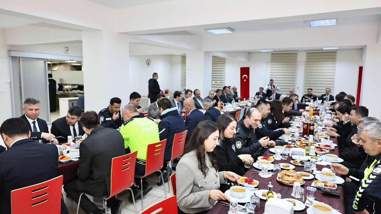 Emniyet teşkilatı iftarda buluştu