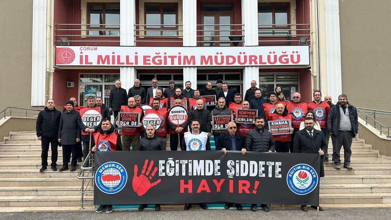 “Eğitimciye yönelen şiddet, bir toplumsal çürüme belirtisidir”