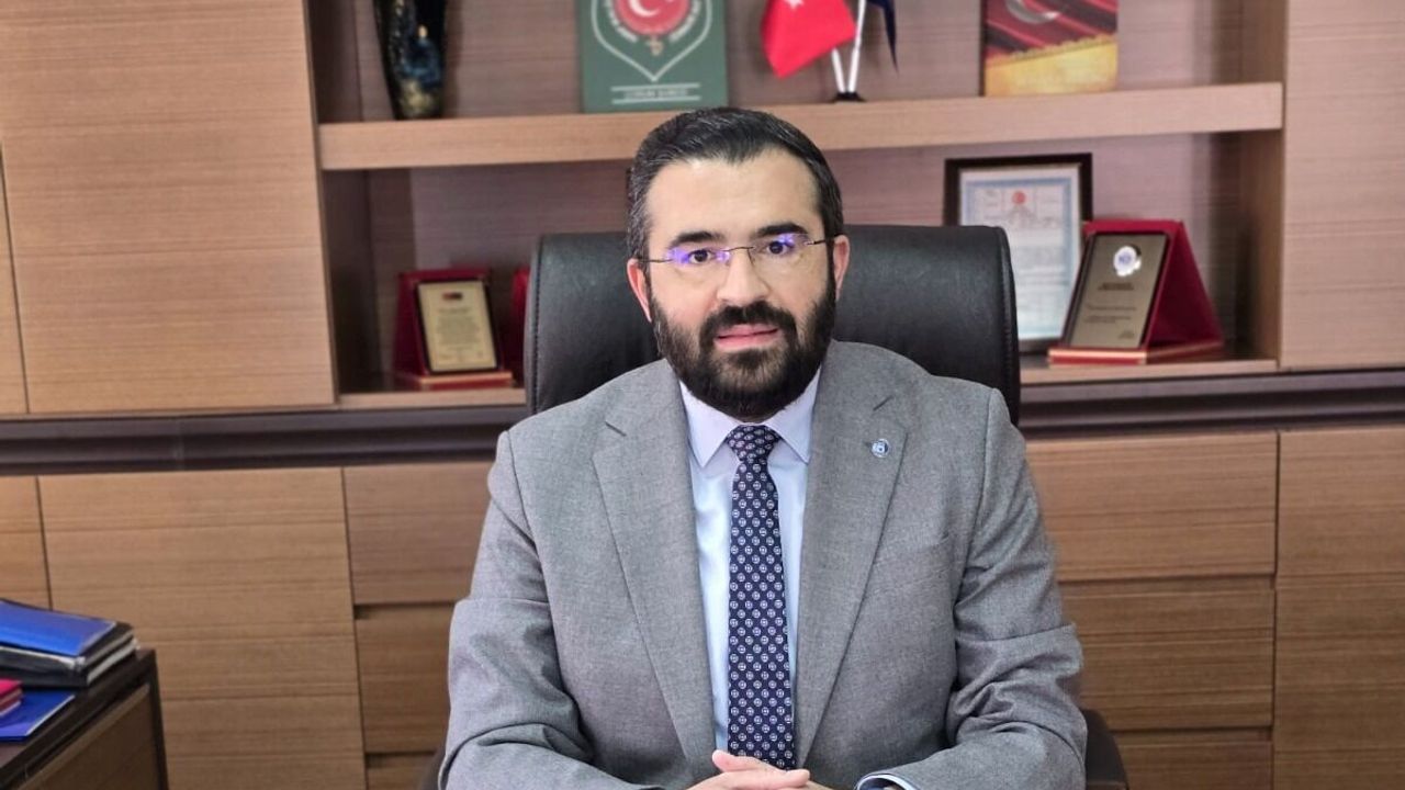 “Kadın sevginin, emeğin ve sabrın en güzel temsilcisi”