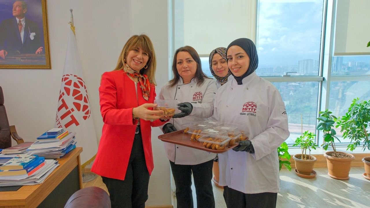 Hitit Üniversitesi’nde “kandil simidi” ikramı
