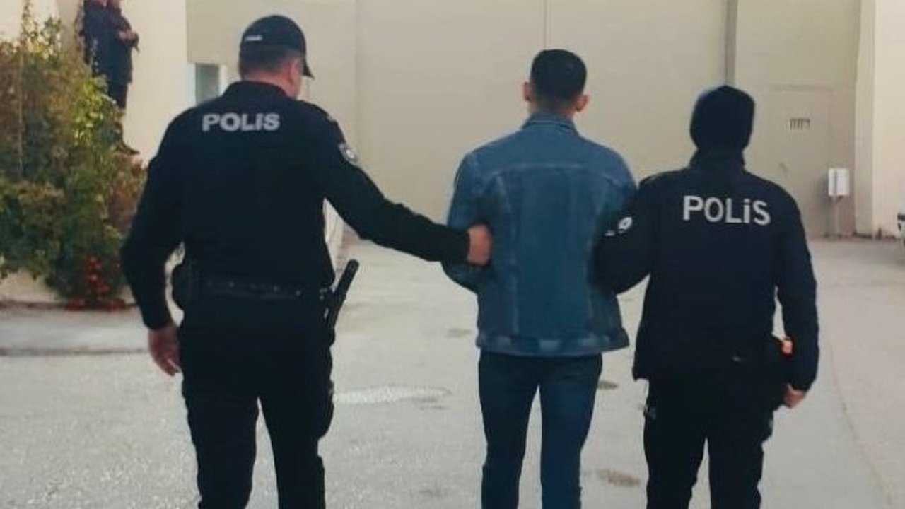 Aranan 15 kişi yakalandı