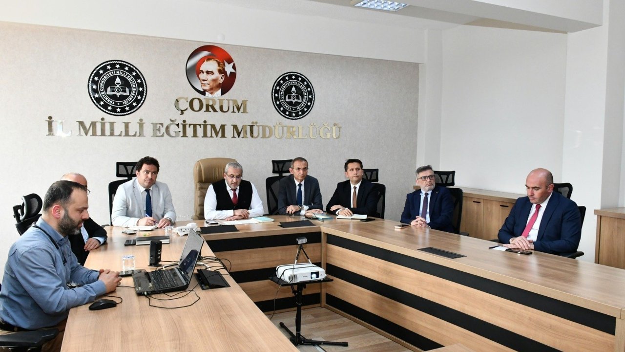 Okul güvenliği için çevrimiçi toplantı