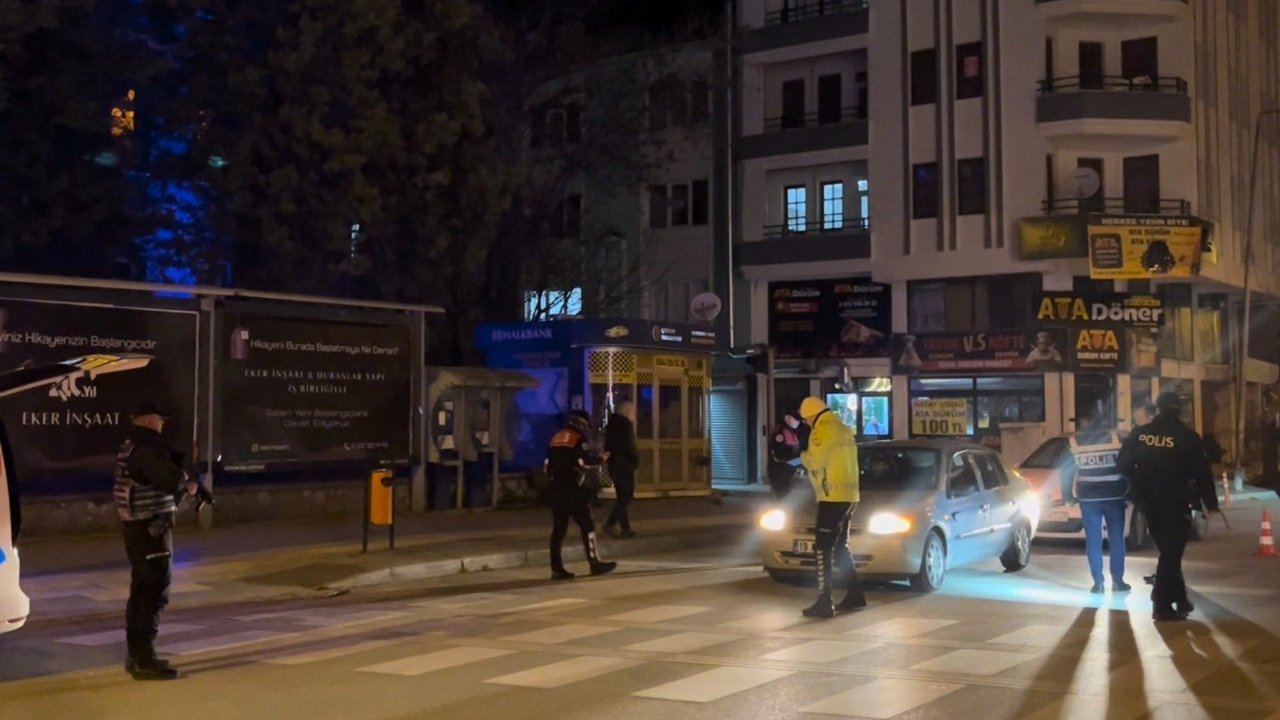 Polis ekiplerinden  huzur uygulaması