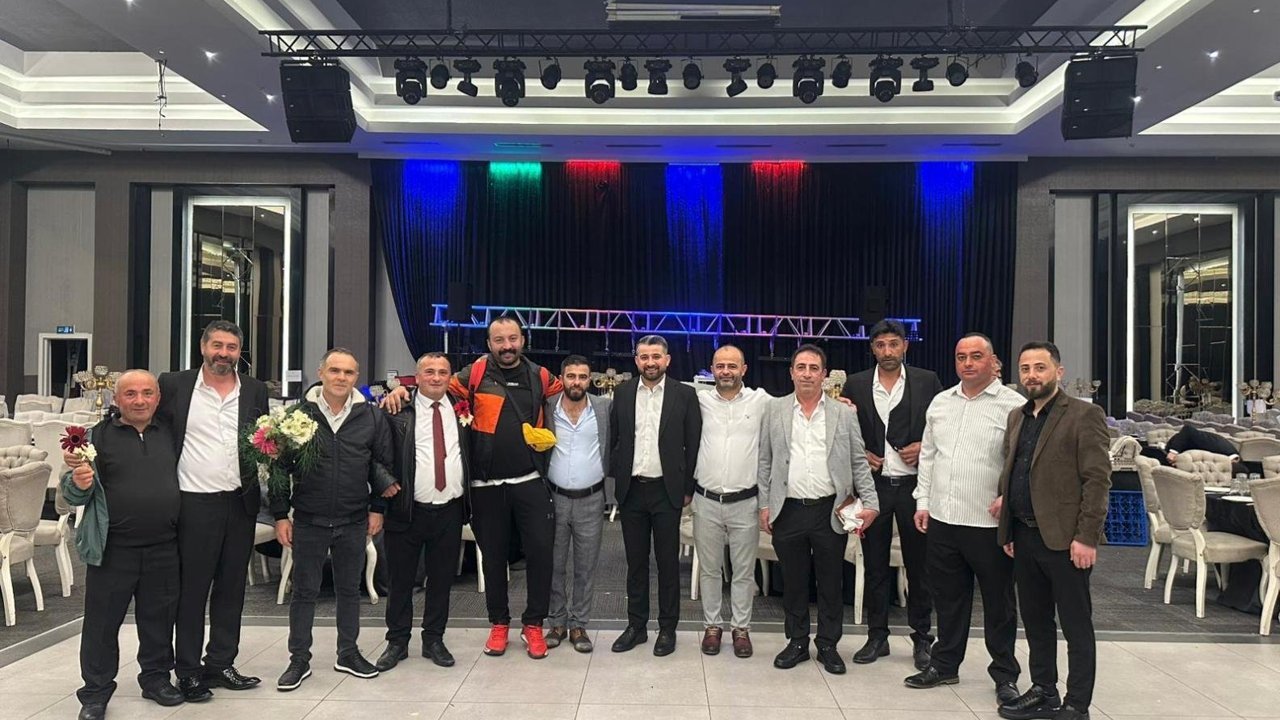 Acıpınar’ın görkemli gecesi