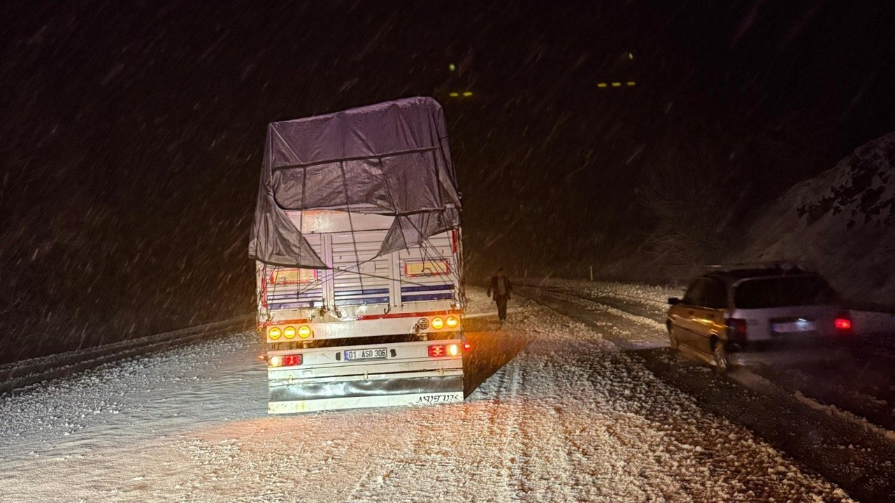 Alaca’da kar yağışı etkili oldu