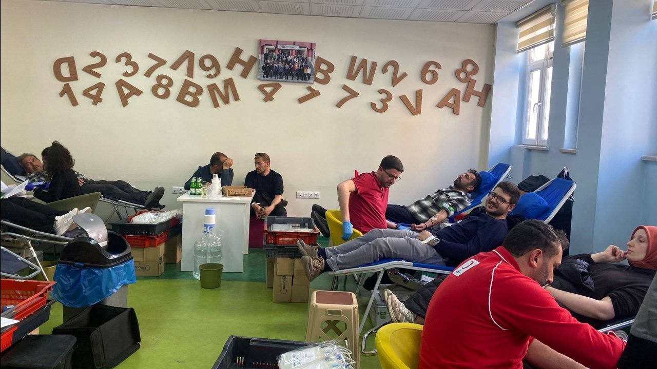 FSM İlkokulunda iki günde 299 ünite kan…  Çorum’da kan bağışı rekoru
