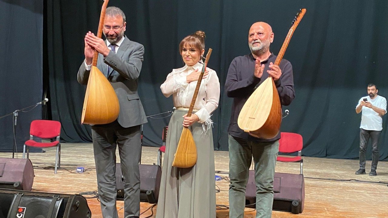 Gönüllere dokundular