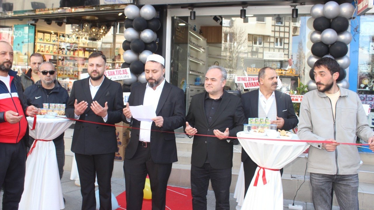 Eroğlu Optik hizmete açıldı