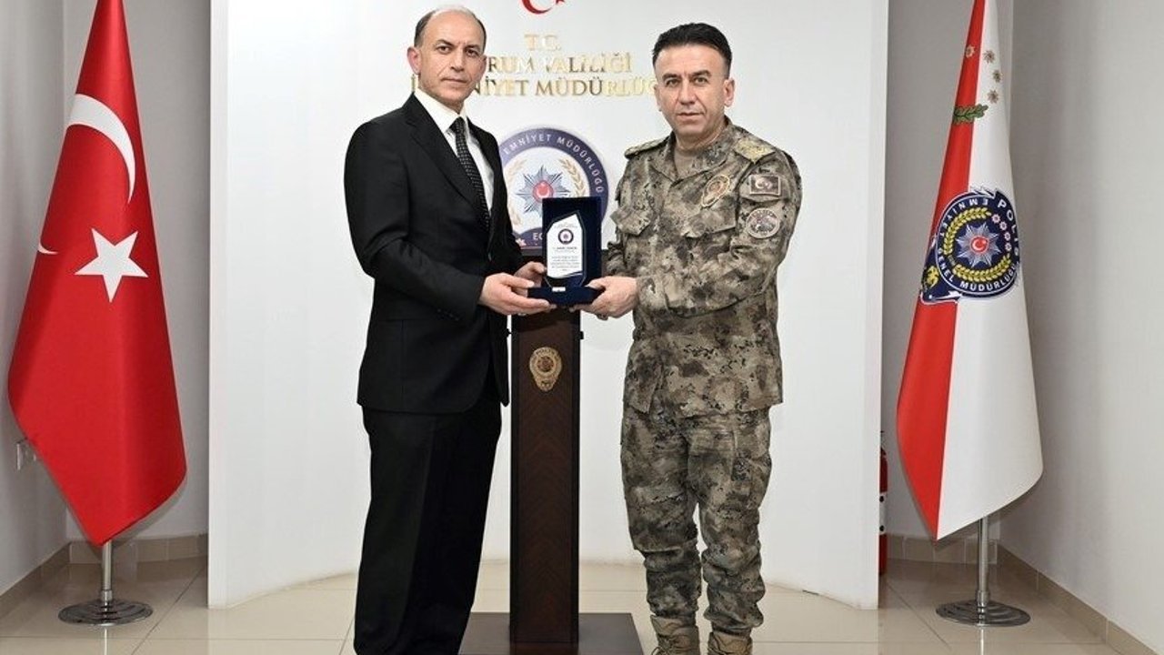 Asayiş polisine üstün başarı ödülü
