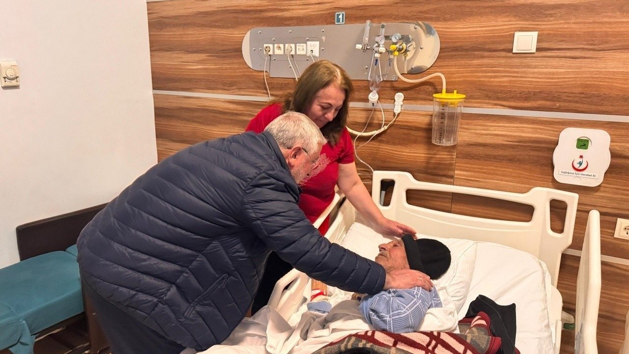 Aşgın’dan hastalara moral