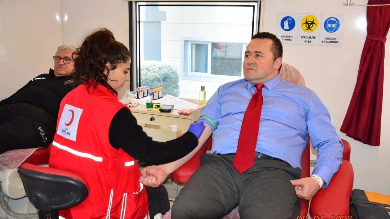 Emniyet Müdür Yardımcısı Bayrak’tan 30’ncu kan bağışı