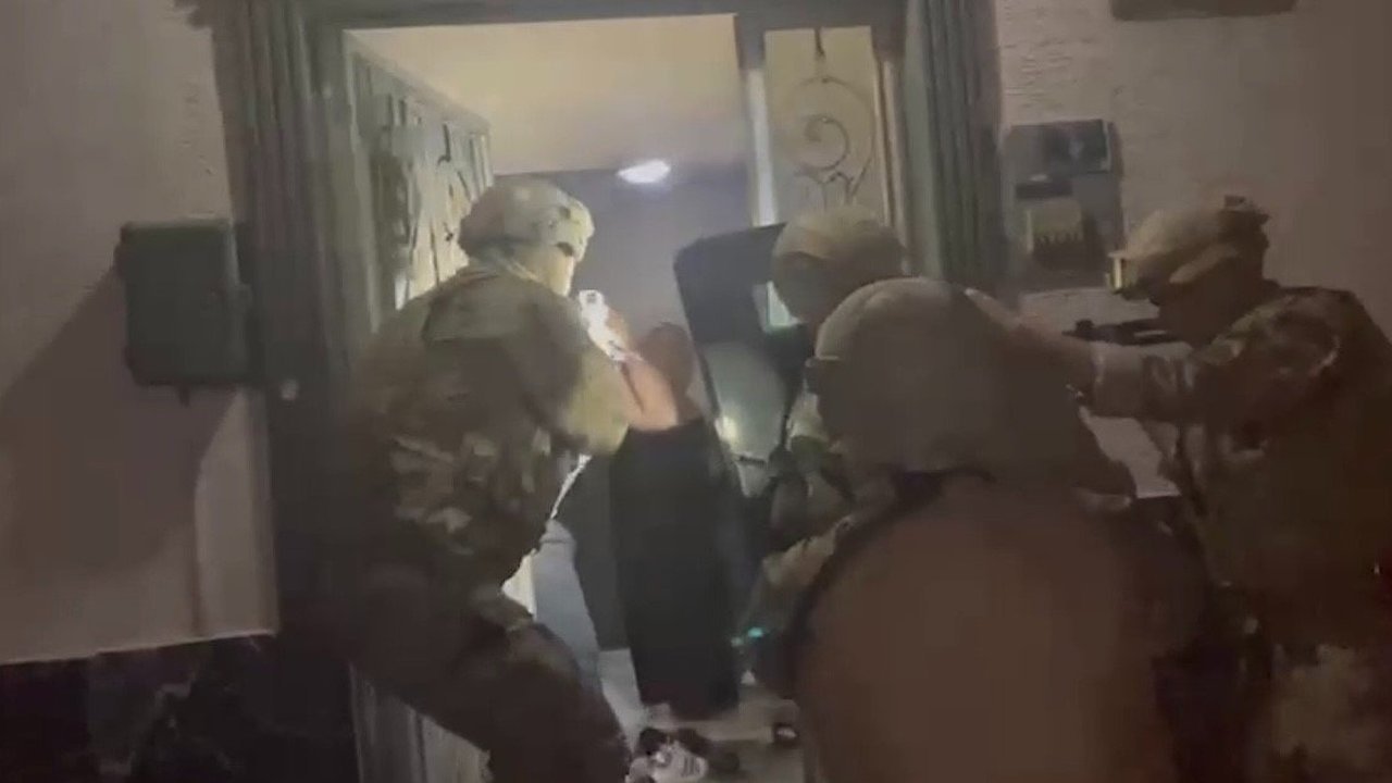 Kurşunlama ve gasp çetesi çökertildi!