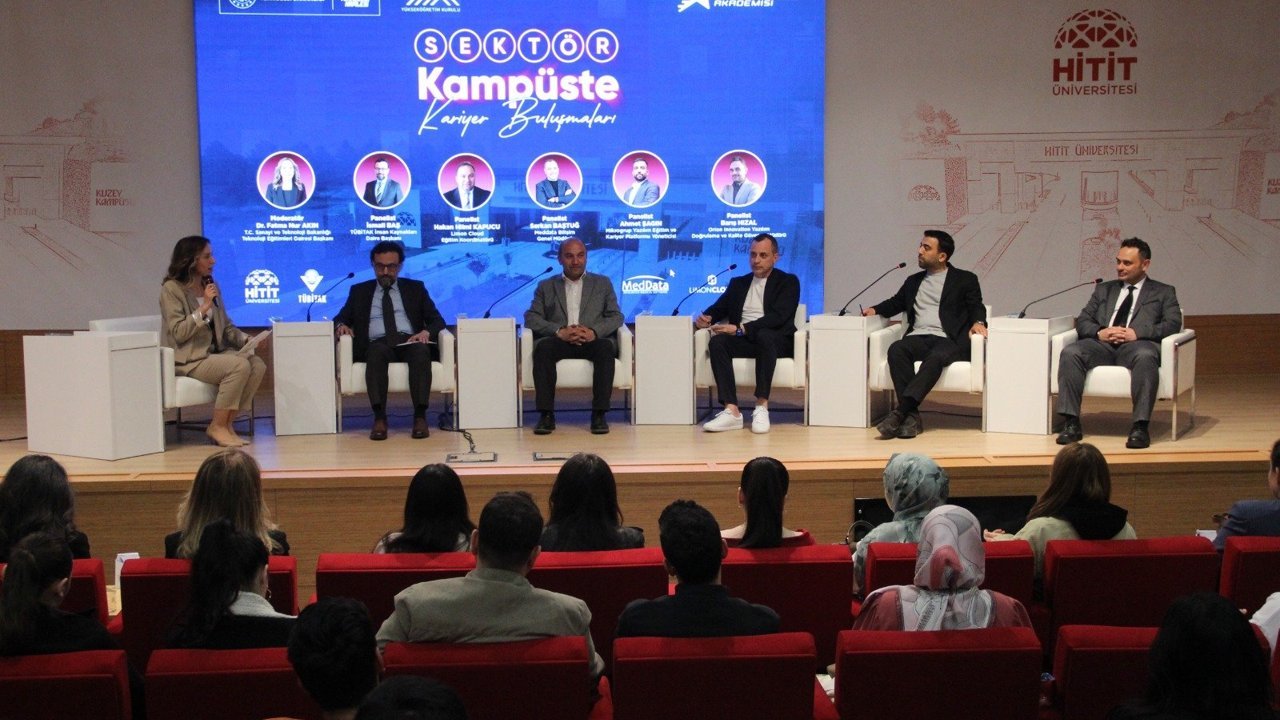 Hitit Üniversitesi’nde sektörün  öncüleri öğrencilerle buluştu