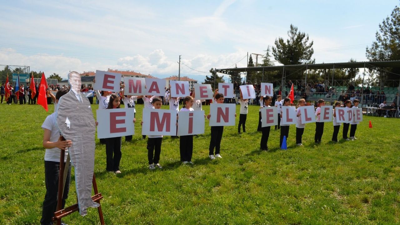 İlçelerde 19 Mayıs coşkusu