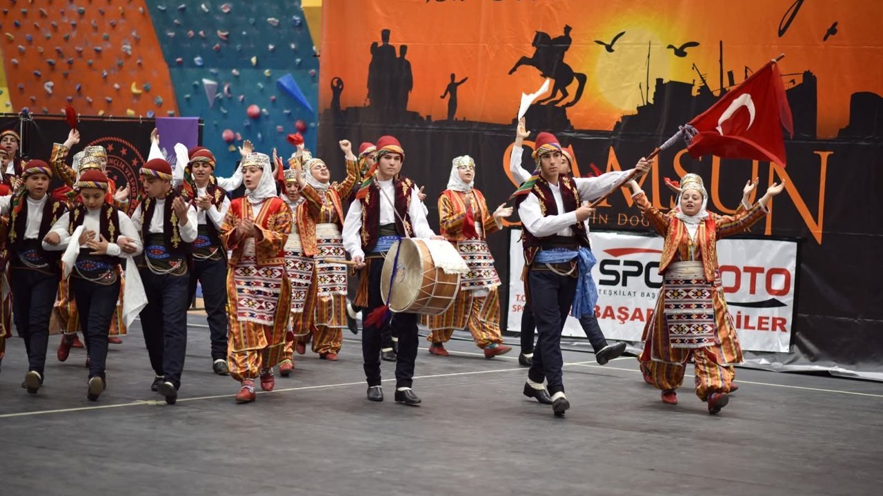 Kadeş Halk Oyunları  Türkiye finaline kaldı