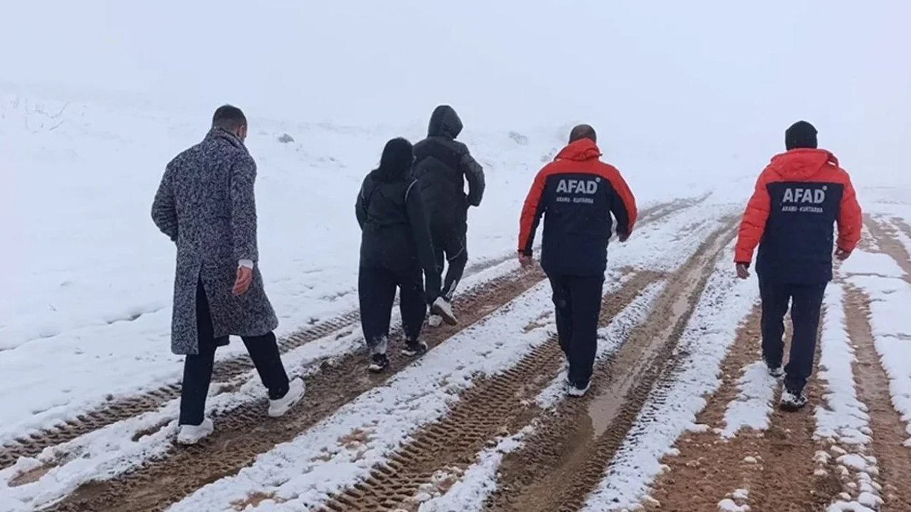 Kösedağ’da mahsur kalan 3 kişi...