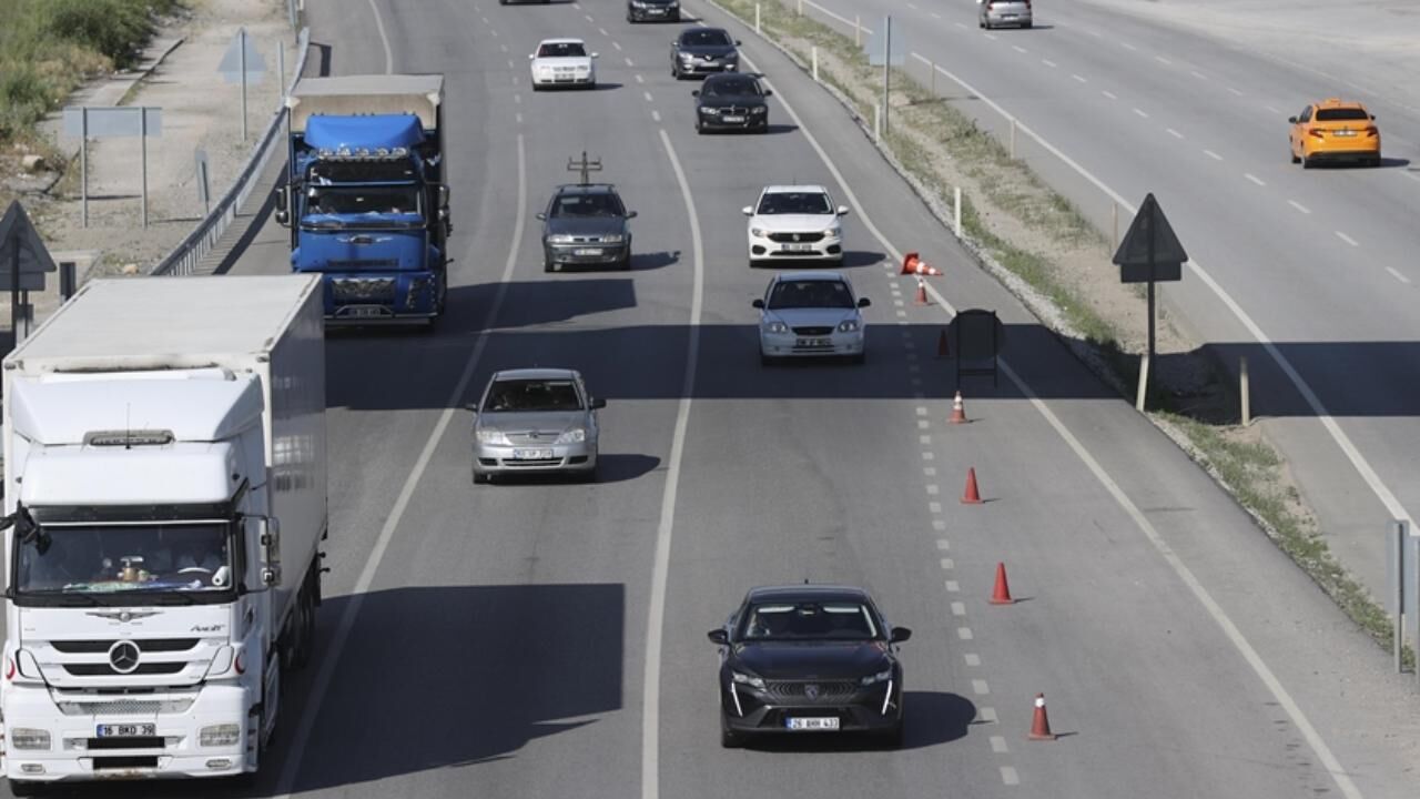 Çorum’da bayram dönüşü trafik tedbiri: O araçlara geçici kısıtlama