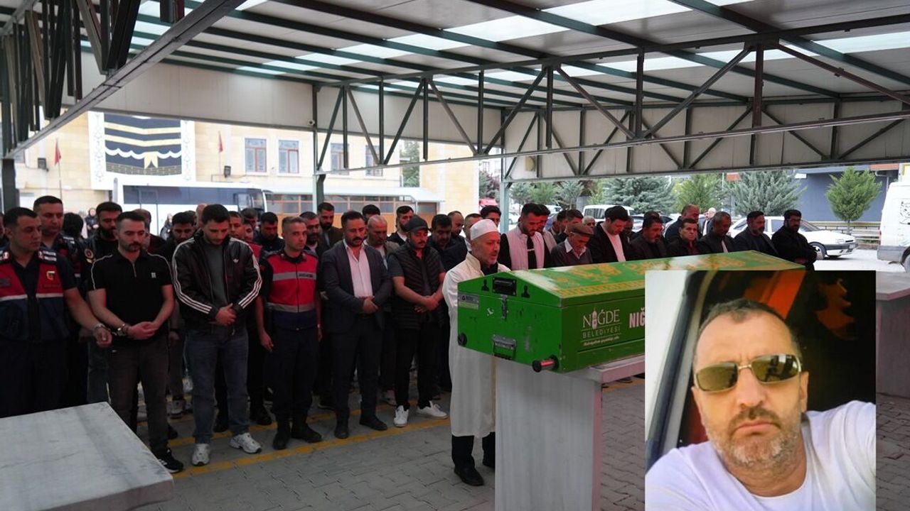 Çorum'dan babasının cenazesine katıldı! Öldürülen tır şoförü toprağa verildi