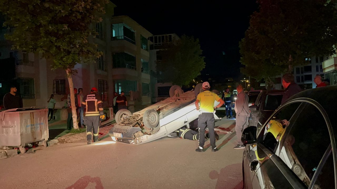 Takla atan otomobilin sürücüsü firar etti