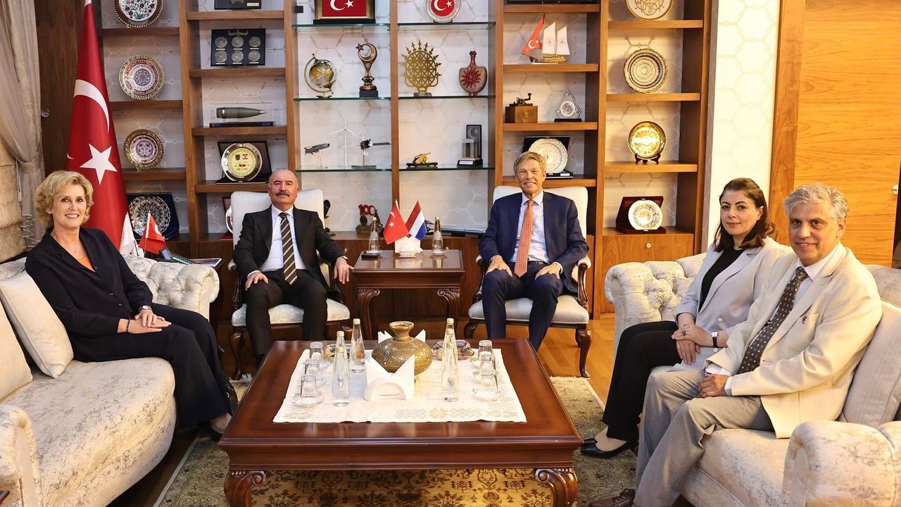 Hollanda Büyükelçisi’nin ziyareti