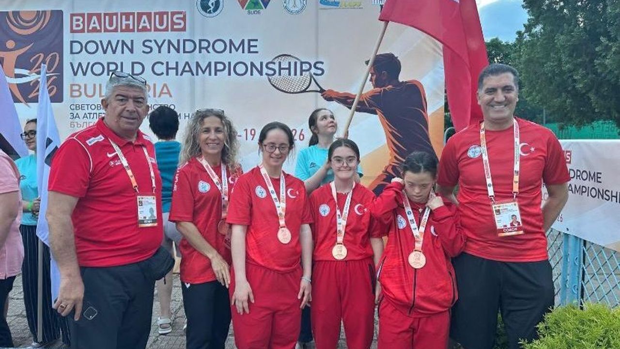 Merve Peker Bulgaristan'da tarih yazdı