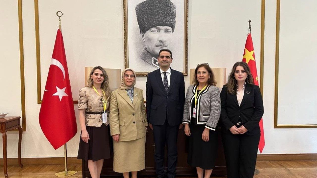 İlksen Ceritoğlu Kurt Çin’de