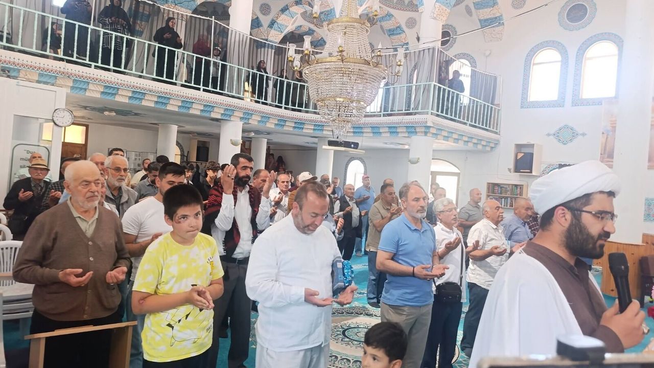 Ehli Beyt Vakfı’nda Gadir-i Hum kutlandı