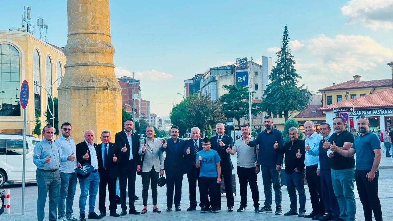 Yeniden Refah Partisi’ne katılımlar devam ediyor