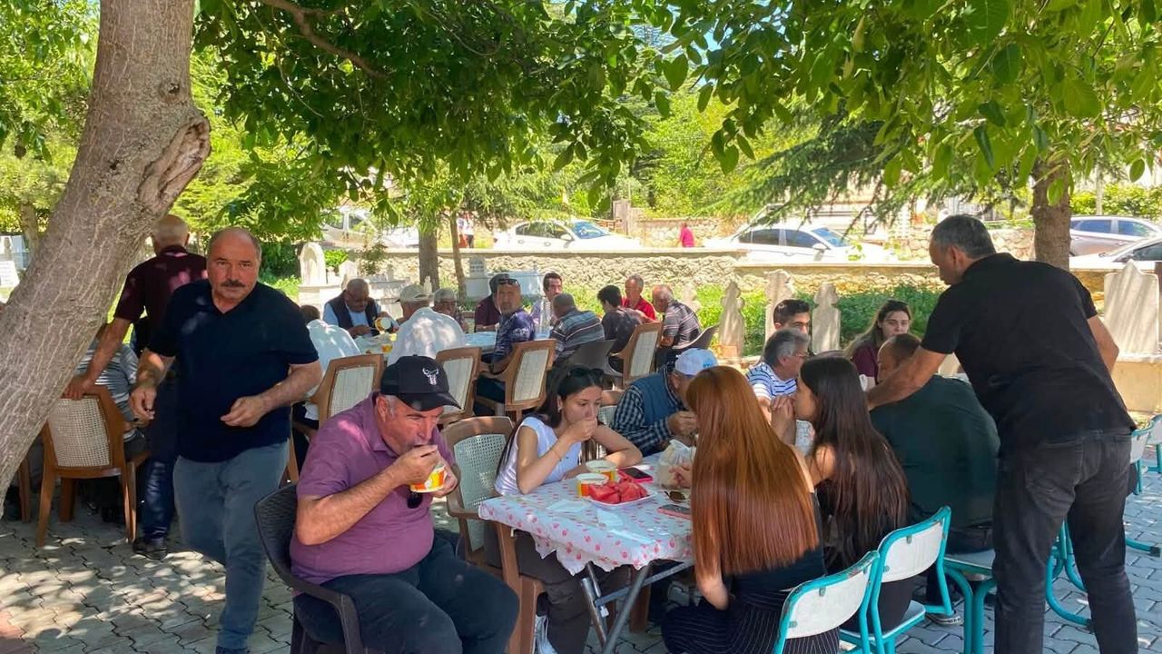 Palabıyık’ta aşure lokması