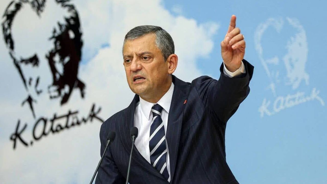 En son istifa eden Özgür Özel oldu