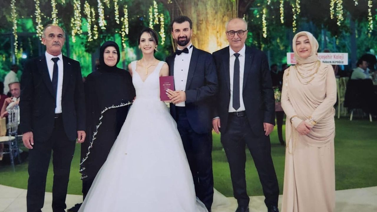 Özsoy ve Demir ailelerinin mutlu günü