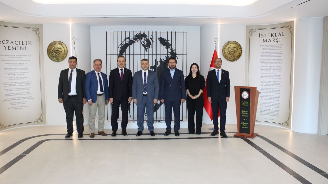 İl Sağlık Müdürlüğü’nden Eczacılar Odası’na ziyaret