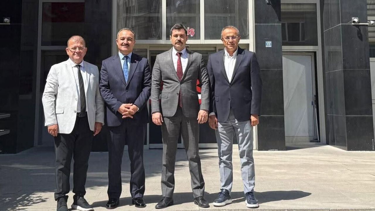 Adalet Komisyonu  Başkanı Kurt’u ziyaret