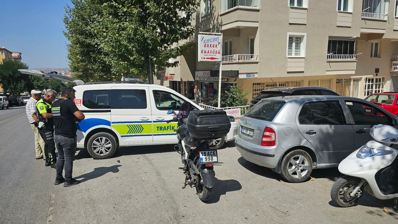 Otomobil ile motosiklet çarpıştı: 1 yaralı