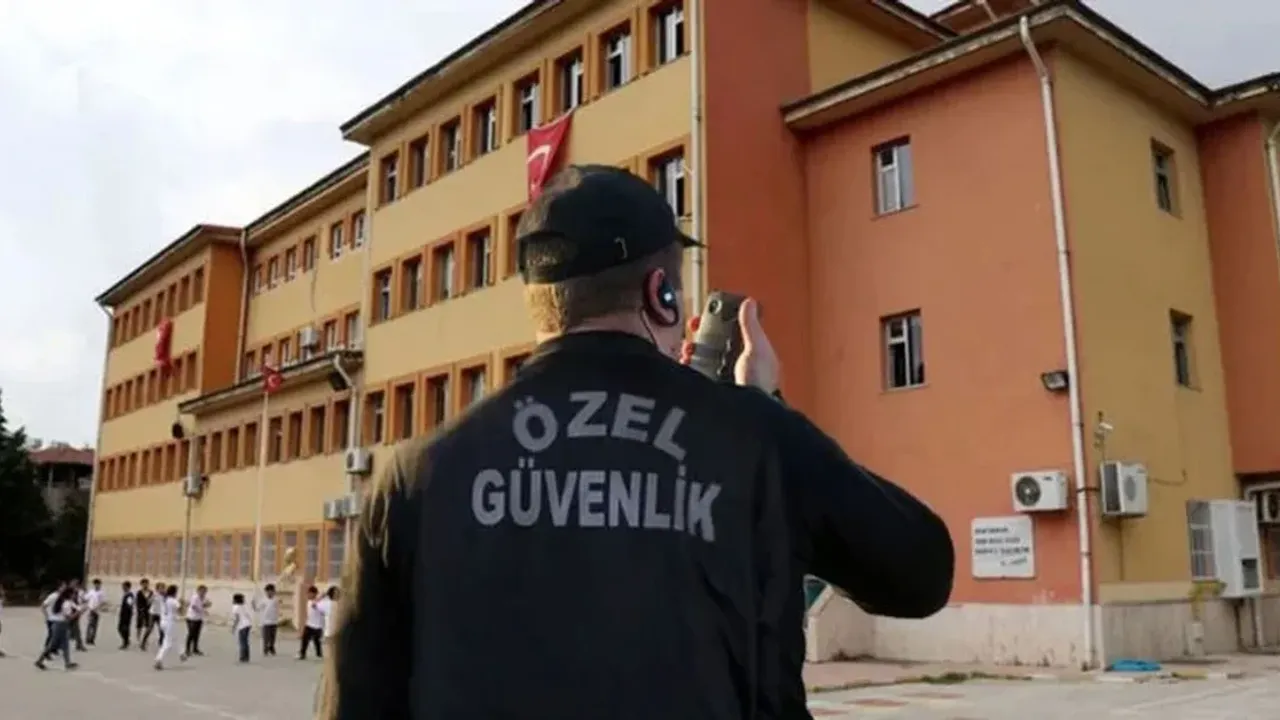 Okullara 300 güvenlik  görevlisi alınacak