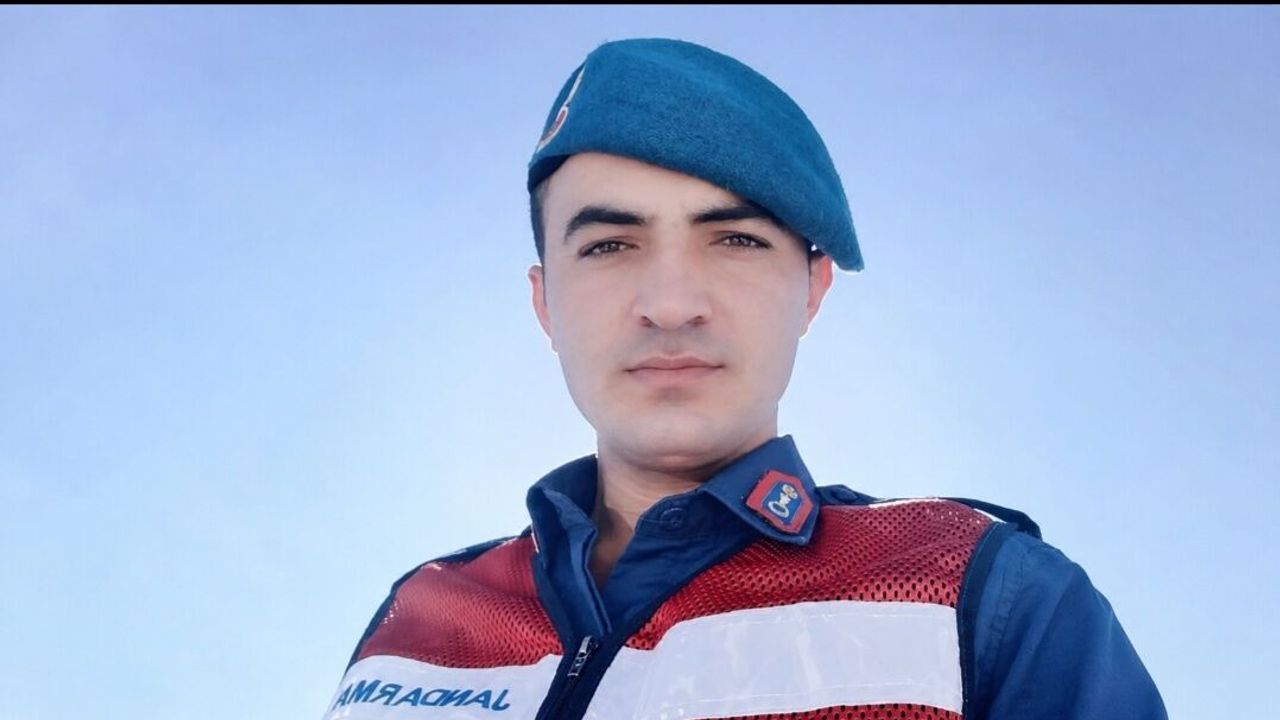 Çorumlu uzman çavuş evinde ölü bulundu