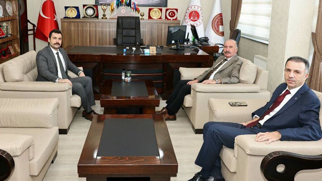 Vali  Çalgan’ın Adliye ziyareti