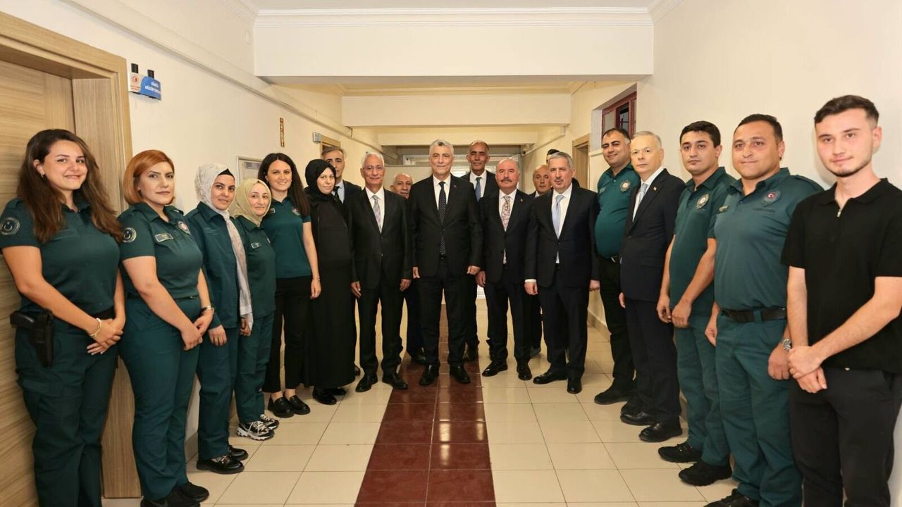 Bakan Bolat’tan Ticaret İl Müdürlüğü ve Gümrük Müdürlüğü’ne ziyaret