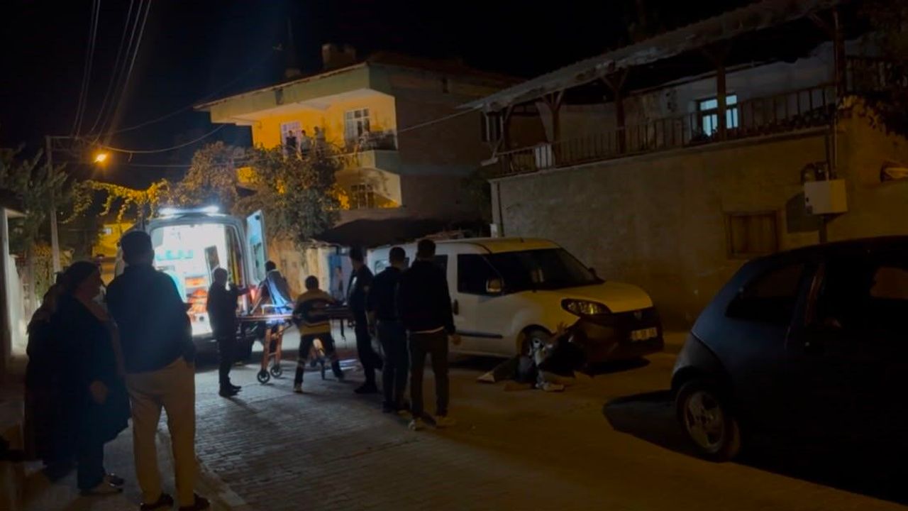 Sözlü tartışma bıçaklı kavgaya dönüştü: 1 yaralı