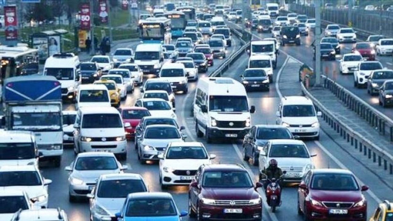 Sürücüler dikkat! Gece yarısı zam geldi
