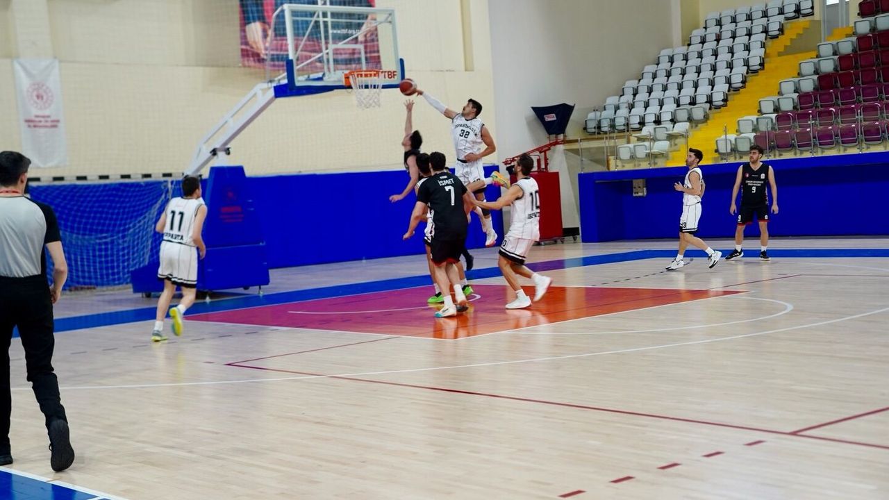 Çorum’un 12 Dev Adamları  B grubunda mücadele edecek