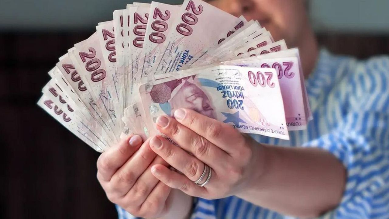 Milyonlar merakla bekliyor! İşte en düşük emekli maaşı için konuşulan rakam