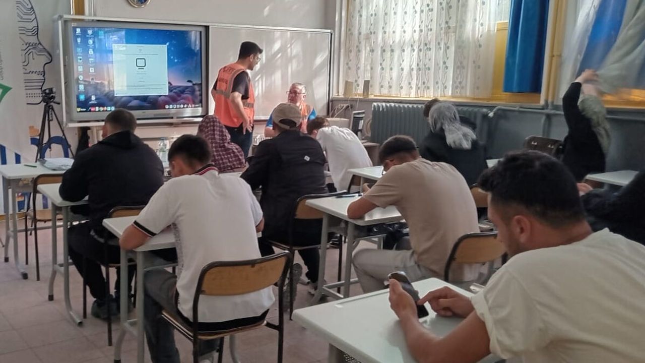 Nitelikli eleman yetiştirmek  için eğitim programı başladı