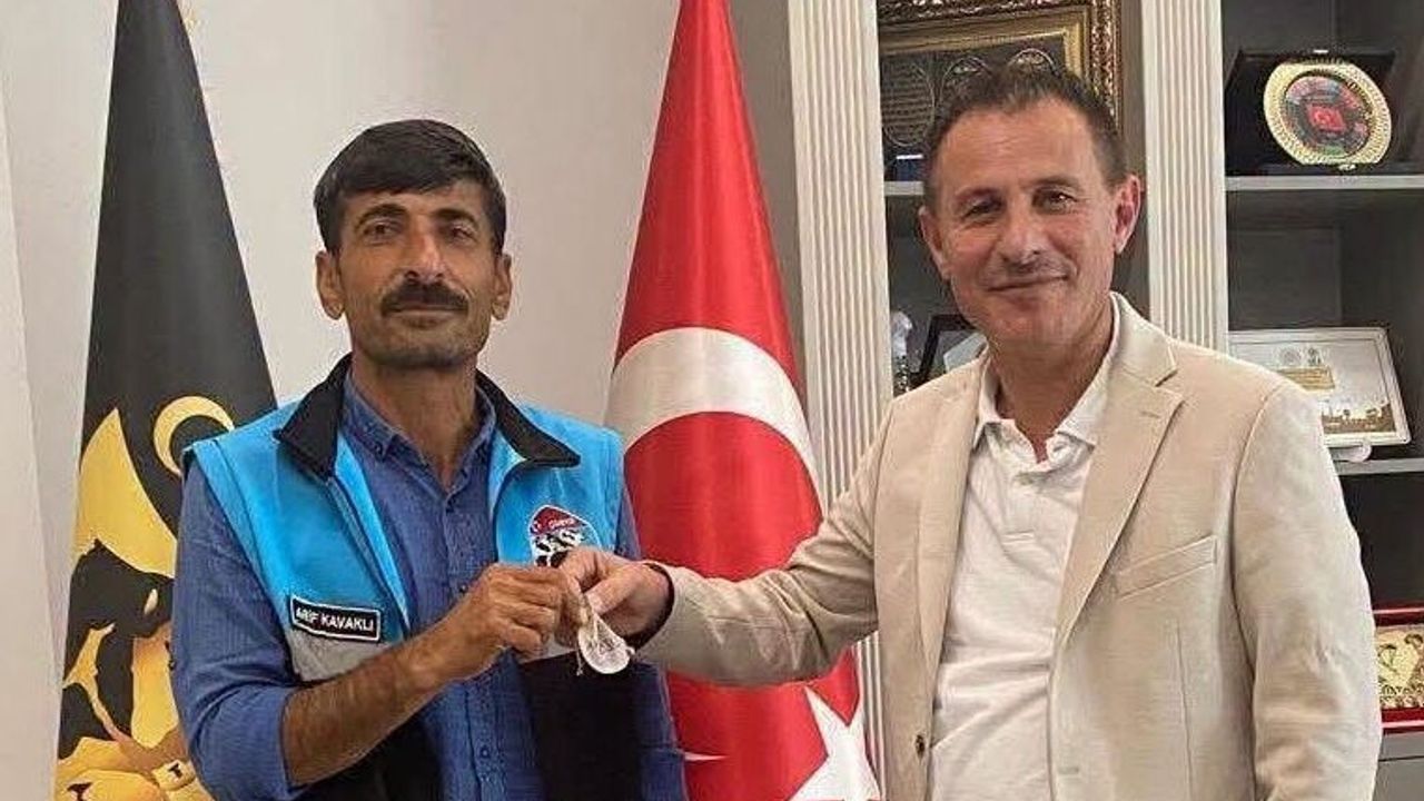 Çalışkan  personele  altın ödülü