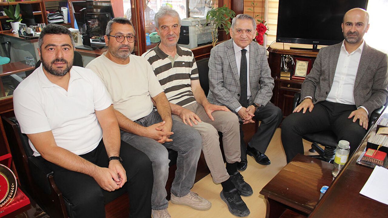 Hakimiyet’ten kutlama ziyareti