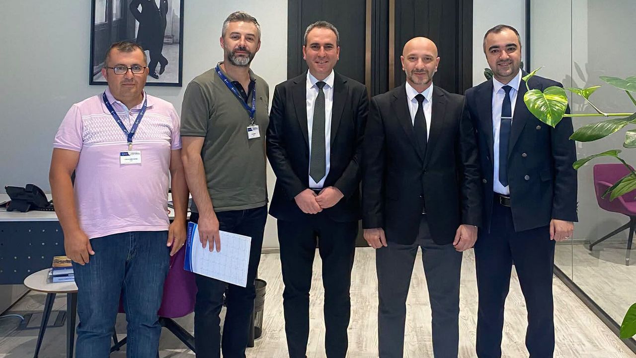 İŞKUR Müdürü, fazla istihdam sağlayan işyerlerini ziyaret ediyor