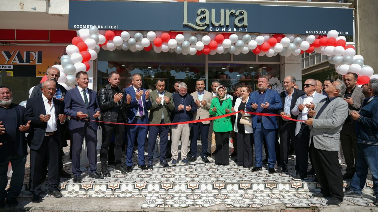 Laura Concept’i Aşgın açtı