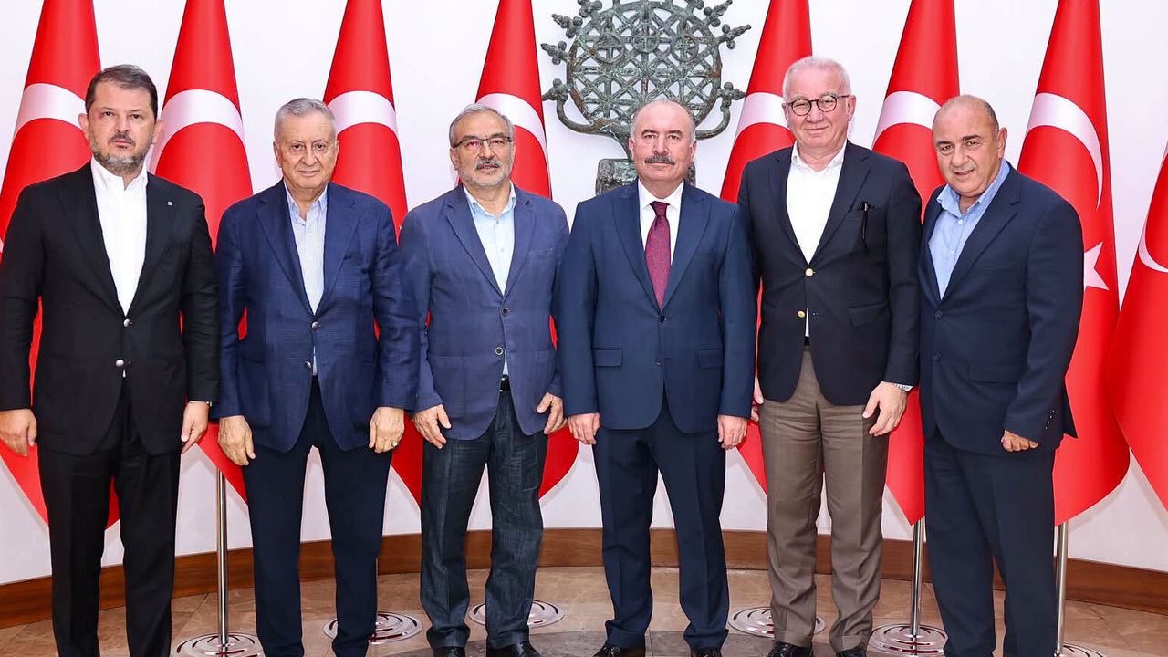 Uğur Barlık ve misafirlerinin  Vali Ali Çalgan’ı ziyaretleri